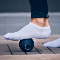 Therabody Vibrationsmassage-Ball "Wave Solo" -Sportarten Fitness Geschäft 314 8903 6